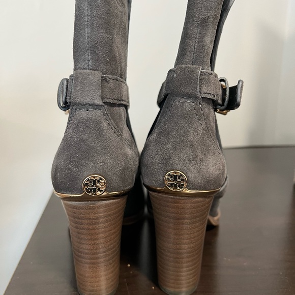 Tory Burch NWOT booties - Picture 3 of 4